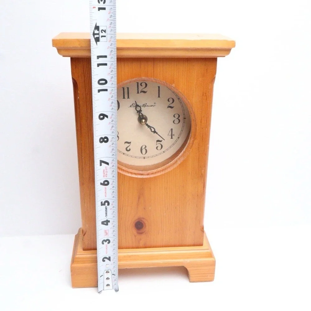 VTG Eddie Bauer Ski Snow Snowboard Lodge Cabin Mantle Clock Wood Untested